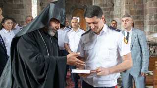 Юбилейные мероприятия, посвященные 10–летию Следственного комитета РА, продолжаются: Председатель Следственного комитета и весь руководящий состав находятся в Гегаркуникском марзе (Фото)